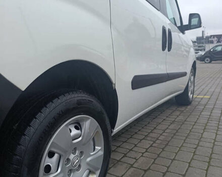 Білий Опель Комбо вант.-пас., об'ємом двигуна 1.3 л та пробігом 189 тис. км за 9000 $, фото 8 на Automoto.ua