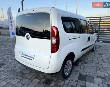 Белый Опель Комбо груз.-пасс., объемом двигателя 1.6 л и пробегом 196 тыс. км за 13999 $, фото 12 на Automoto.ua