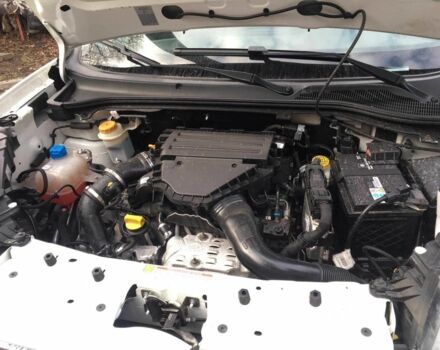 Белый Опель Комбо груз.-пасс., объемом двигателя 1.3 л и пробегом 260 тыс. км за 8143 $, фото 9 на Automoto.ua