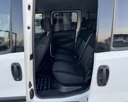 Білий Опель Комбо вант.-пас., об'ємом двигуна 1.6 л та пробігом 196 тис. км за 13999 $, фото 23 на Automoto.ua