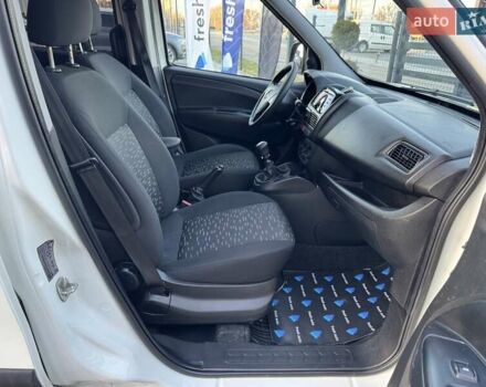 Белый Опель Комбо груз.-пасс., объемом двигателя 1.6 л и пробегом 196 тыс. км за 13999 $, фото 29 на Automoto.ua