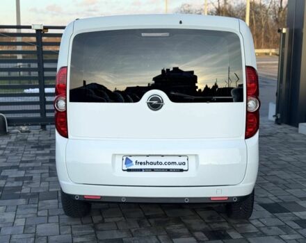 Білий Опель Комбо вант.-пас., об'ємом двигуна 1.6 л та пробігом 196 тис. км за 13999 $, фото 11 на Automoto.ua