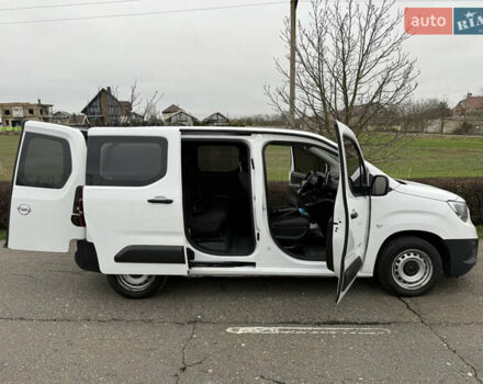 Белый Опель Комбо груз.-пасс., объемом двигателя 1.56 л и пробегом 198 тыс. км за 16999 $, фото 52 на Automoto.ua