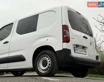 Белый Опель Комбо груз.-пасс., объемом двигателя 1.56 л и пробегом 198 тыс. км за 16999 $, фото 14 на Automoto.ua