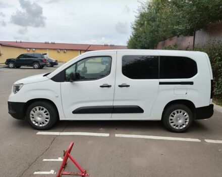 Белый Опель Комбо груз.-пасс., объемом двигателя 1.6 л и пробегом 170 тыс. км за 19000 $, фото 4 на Automoto.ua