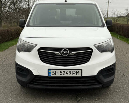 Белый Опель Комбо груз.-пасс., объемом двигателя 1.56 л и пробегом 198 тыс. км за 16999 $, фото 73 на Automoto.ua