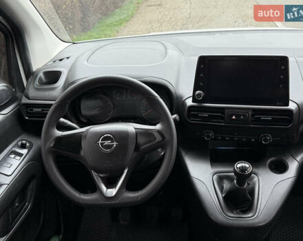 Белый Опель Комбо груз.-пасс., объемом двигателя 1.56 л и пробегом 198 тыс. км за 16999 $, фото 70 на Automoto.ua