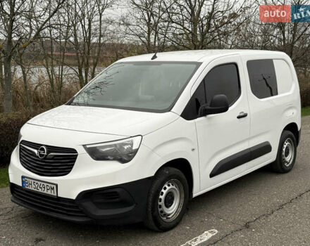 Белый Опель Комбо груз.-пасс., объемом двигателя 1.56 л и пробегом 198 тыс. км за 16999 $, фото 35 на Automoto.ua