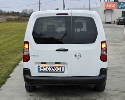 Белый Опель Комбо груз.-пасс., объемом двигателя 1.56 л и пробегом 160 тыс. км за 14800 $, фото 5 на Automoto.ua