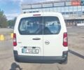 Белый Опель Комбо груз.-пасс., объемом двигателя 1.5 л и пробегом 48 тыс. км за 20450 $, фото 2 на Automoto.ua