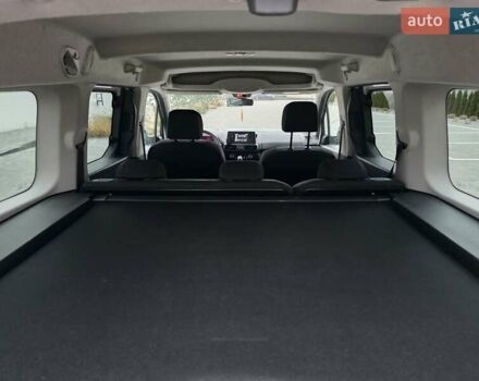 Белый Опель Комбо груз.-пасс., объемом двигателя 1.56 л и пробегом 160 тыс. км за 14800 $, фото 20 на Automoto.ua