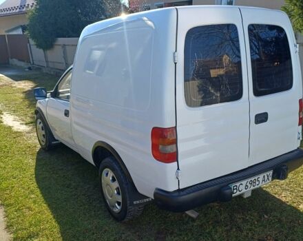 Білий Опель Комбо вант.-пас., об'ємом двигуна 1.4 л та пробігом 444 тис. км за 1100 $, фото 6 на Automoto.ua