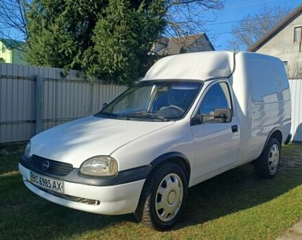 Білий Опель Комбо вант.-пас., об'ємом двигуна 1.4 л та пробігом 444 тис. км за 1100 $, фото 4 на Automoto.ua