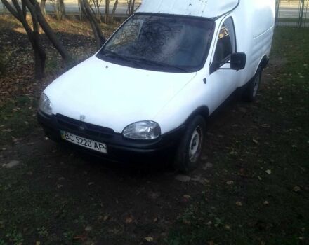 Білий Опель Комбо вант.-пас., об'ємом двигуна 1.4 л та пробігом 379 тис. км за 600 $, фото 1 на Automoto.ua