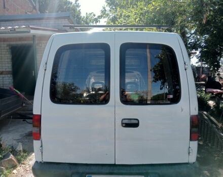 Белый Опель Комбо груз.-пасс., объемом двигателя 1.4 л и пробегом 280 тыс. км за 1600 $, фото 2 на Automoto.ua