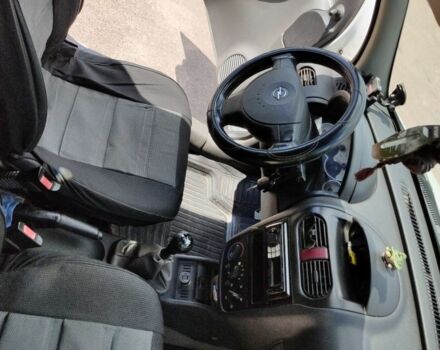 Білий Опель Комбо вант.-пас., об'ємом двигуна 1.7 л та пробігом 190 тис. км за 3800 $, фото 8 на Automoto.ua