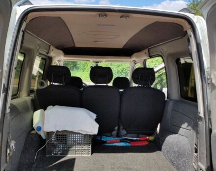 Білий Опель Комбо вант.-пас., об'ємом двигуна 1.7 л та пробігом 190 тис. км за 3800 $, фото 11 на Automoto.ua