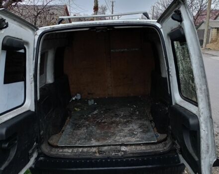 Белый Опель Комбо груз.-пасс., объемом двигателя 1.2 л и пробегом 300 тыс. км за 2500 $, фото 3 на Automoto.ua