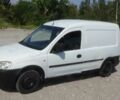 Белый Опель Комбо груз.-пасс., объемом двигателя 1.4 л и пробегом 250 тыс. км за 2600 $, фото 1 на Automoto.ua