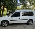 Белый Опель Комбо груз.-пасс., объемом двигателя 1.2 л и пробегом 1000 тыс. км за 4800 $, фото 1 на Automoto.ua