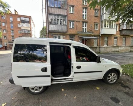 Белый Опель Комбо груз.-пасс., объемом двигателя 1.2 л и пробегом 1000 тыс. км за 4800 $, фото 7 на Automoto.ua