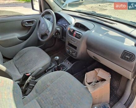 Білий Опель Комбо вант.-пас., об'ємом двигуна 1.69 л та пробігом 553 тис. км за 4500 $, фото 14 на Automoto.ua