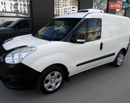 Белый Опель Комбо груз.-пасс., объемом двигателя 1.3 л и пробегом 171 тыс. км за 10500 $, фото 1 на Automoto.ua