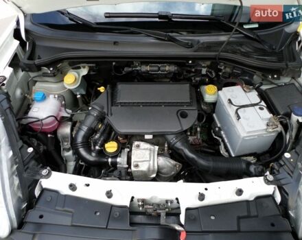 Білий Опель Комбо вант.-пас., об'ємом двигуна 1.3 л та пробігом 171 тис. км за 10200 $, фото 34 на Automoto.ua