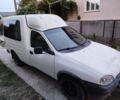 Белый Опель Комбо груз.-пасс., объемом двигателя 1.4 л и пробегом 285 тыс. км за 1000 $, фото 1 на Automoto.ua