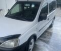 Белый Опель Комбо груз.-пасс., объемом двигателя 1.7 л и пробегом 72 тыс. км за 3005 $, фото 1 на Automoto.ua