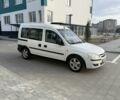 Белый Опель Комбо груз.-пасс., объемом двигателя 1.7 л и пробегом 280 тыс. км за 2999 $, фото 2 на Automoto.ua