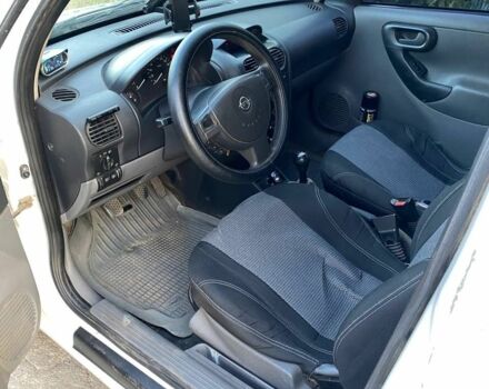 Белый Опель Комбо груз.-пасс., объемом двигателя 1.7 л и пробегом 370 тыс. км за 3600 $, фото 8 на Automoto.ua