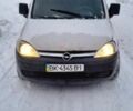 Белый Опель Комбо груз.-пасс., объемом двигателя 1.2 л и пробегом 200 тыс. км за 1999 $, фото 1 на Automoto.ua