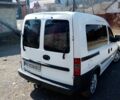 Белый Опель Комбо груз.-пасс., объемом двигателя 1.2 л и пробегом 250 тыс. км за 3500 $, фото 6 на Automoto.ua