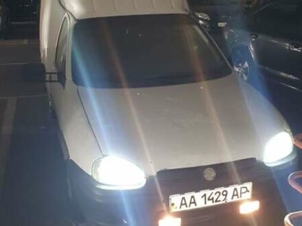 Белый Опель Комбо груз.-пасс., объемом двигателя 1.7 л и пробегом 373 тыс. км за 1400 $, фото 1 на Automoto.ua