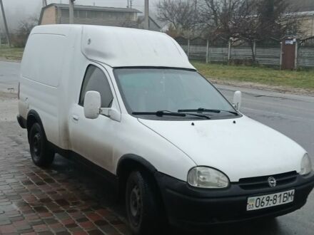 Білий Опель Комбо вант.-пас., об'ємом двигуна 1 л та пробігом 5 тис. км за 1150 $, фото 1 на Automoto.ua