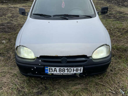 Белый Опель Комбо груз.-пасс., объемом двигателя 1.4 л и пробегом 383 тыс. км за 1300 $, фото 1 на Automoto.ua