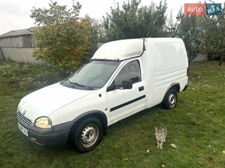 Білий Опель Комбо вант.-пас., об'ємом двигуна 1.7 л та пробігом 370 тис. км за 1500 $, фото 1 на Automoto.ua