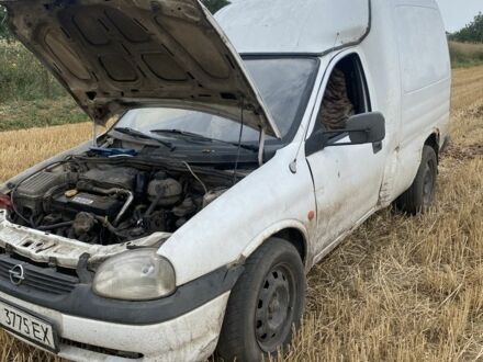 Білий Опель Комбо вант.-пас., об'ємом двигуна 1.7 л та пробігом 100 тис. км за 471 $, фото 1 на Automoto.ua
