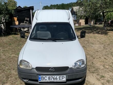 Білий Опель Комбо вант.-пас., об'ємом двигуна 1.7 л та пробігом 3 тис. км за 1801 $, фото 1 на Automoto.ua