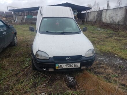 Білий Опель Комбо вант.-пас., об'ємом двигуна 1.7 л та пробігом 500 тис. км за 1700 $, фото 1 на Automoto.ua