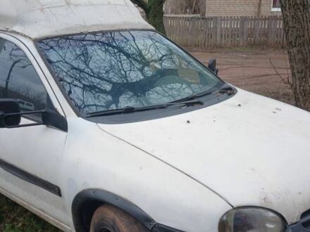 Білий Опель Комбо вант.-пас., об'ємом двигуна 1 л та пробігом 234 тис. км за 339 $, фото 1 на Automoto.ua