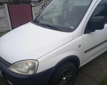 Белый Опель Комбо груз.-пасс., объемом двигателя 1.6 л и пробегом 454 тыс. км за 2500 $, фото 1 на Automoto.ua