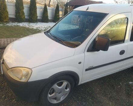 Білий Опель Комбо вант.-пас., об'ємом двигуна 1.6 л та пробігом 385 тис. км за 3300 $, фото 1 на Automoto.ua