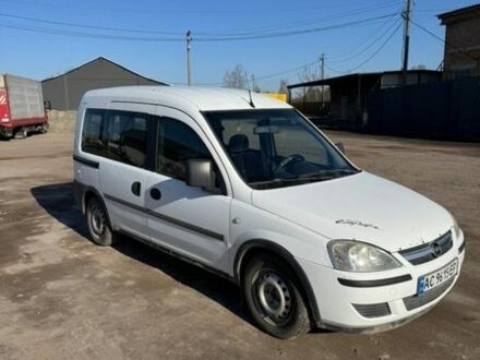 Белый Опель Комбо груз.-пасс., объемом двигателя 1.69 л и пробегом 420 тыс. км за 3000 $, фото 1 на Automoto.ua