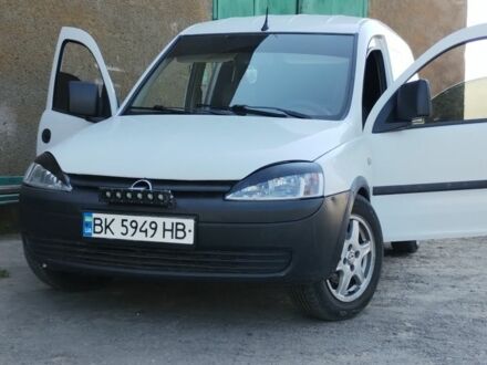 Білий Опель Комбо вант.-пас., об'ємом двигуна 1.7 л та пробігом 440 тис. км за 2950 $, фото 1 на Automoto.ua