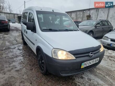 Белый Опель Комбо груз.-пасс., объемом двигателя 1.69 л и пробегом 303 тыс. км за 2999 $, фото 1 на Automoto.ua