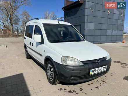 Опель Комбо груз.-пасс. 2004 в Шостке на Automoto.ua Белый Опель Комбо груз.-пасс., объемом двигателя 1.69 л и пробегом 271 тыс. км за 3700 $, фото 1 на Automoto.ua