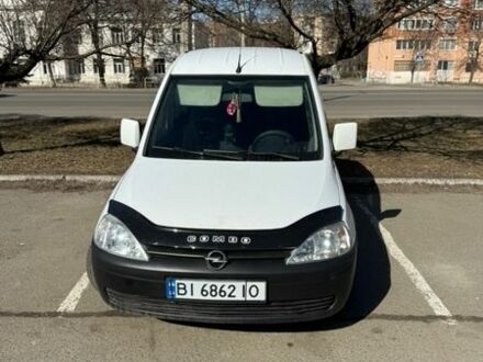 Білий Опель Комбо вант.-пас., об'ємом двигуна 1.25 л та пробігом 295 тис. км за 2950 $, фото 1 на Automoto.ua