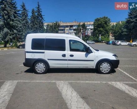 Білий Опель Комбо вант.-пас., об'ємом двигуна 1.3 л та пробігом 221 тис. км за 3600 $, фото 1 на Automoto.ua